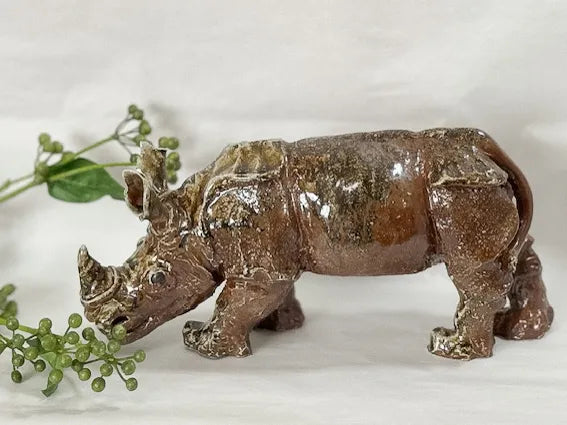 Single Horned Rhino (Medium/local mixed clays)